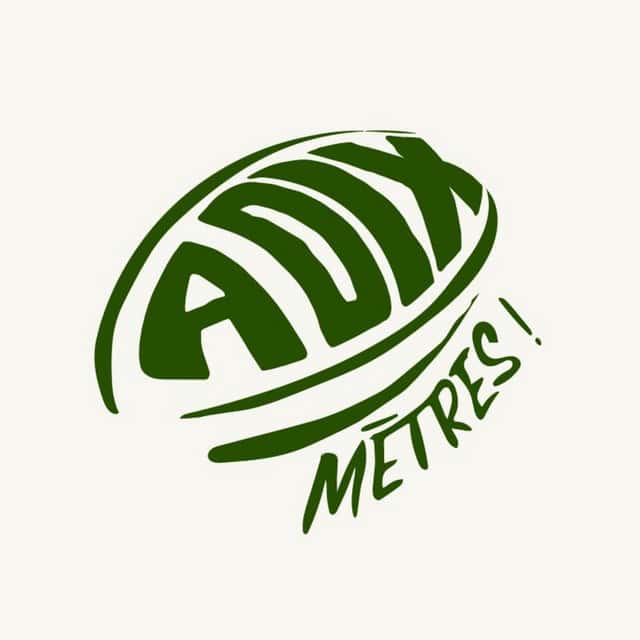 À dix mètres !