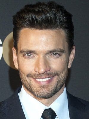 Julián Gil