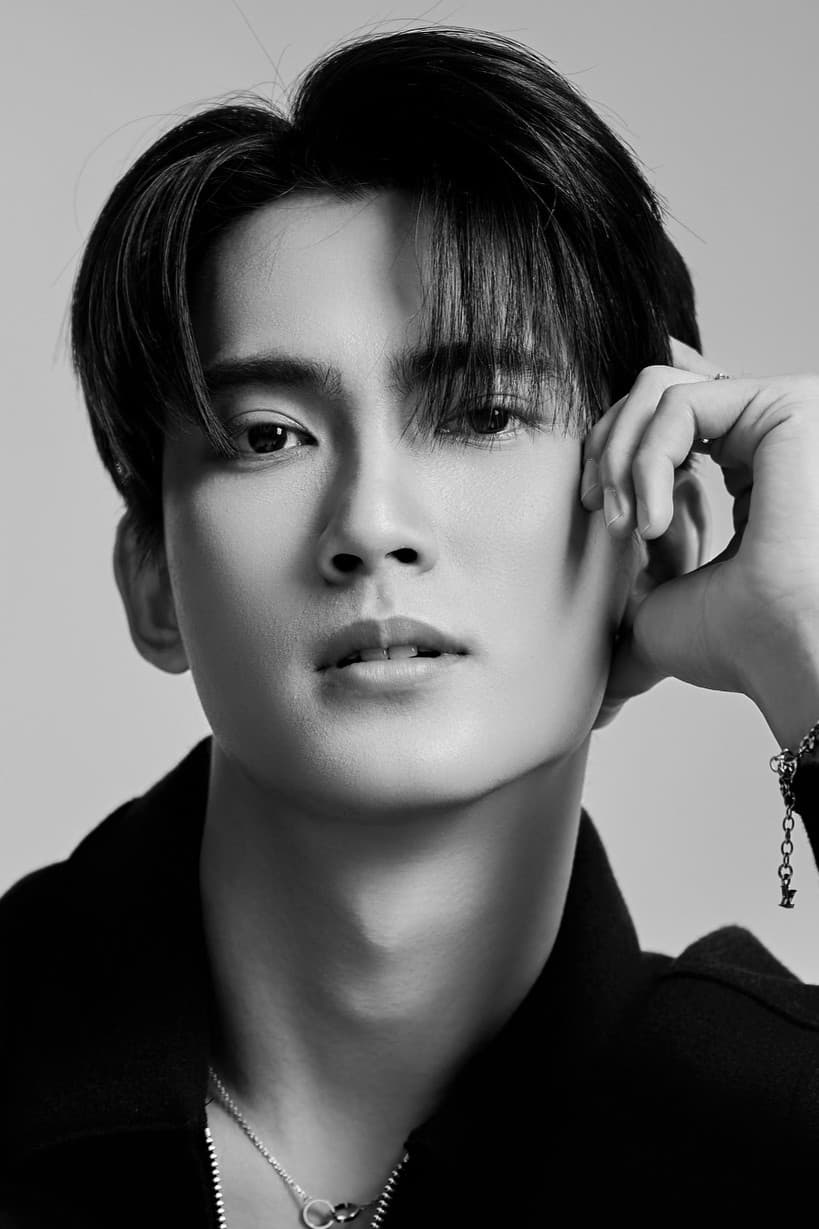 Chalongrat Novsamrong