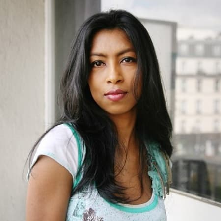 Shumona Sinha
