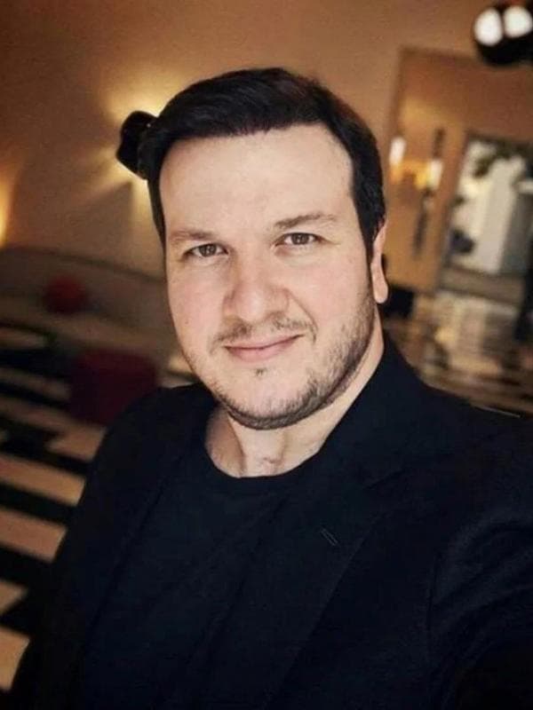 Şahan Gökbakar