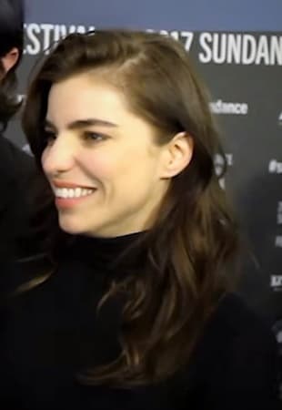 Angela Trimbur