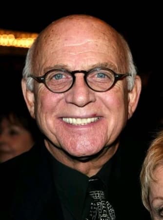 Gavin MacLeod