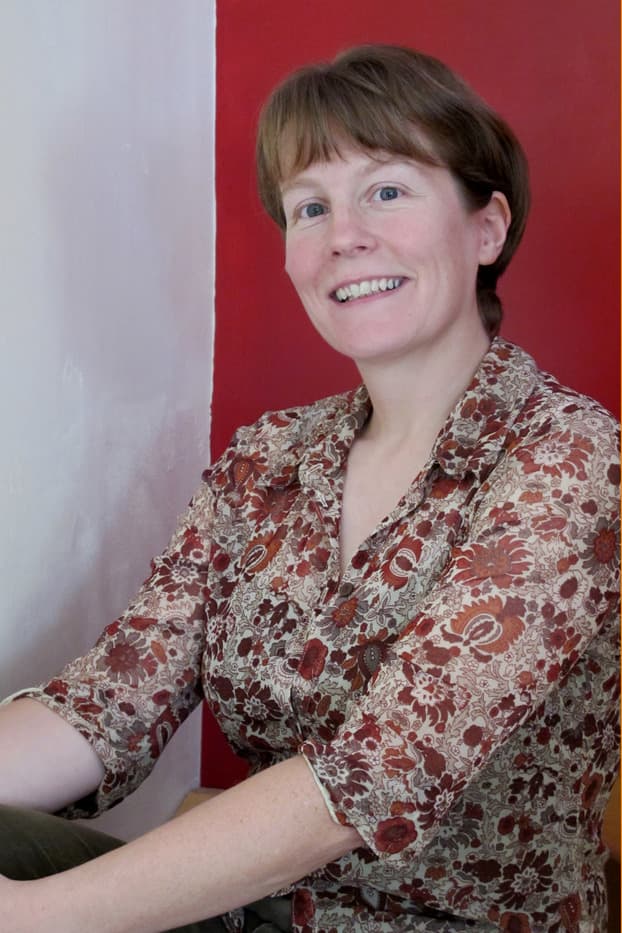 Julia Stagg