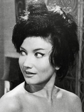 Zena Marshall