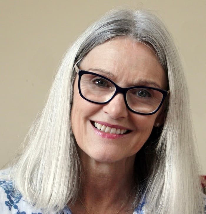 Hannah Holmes