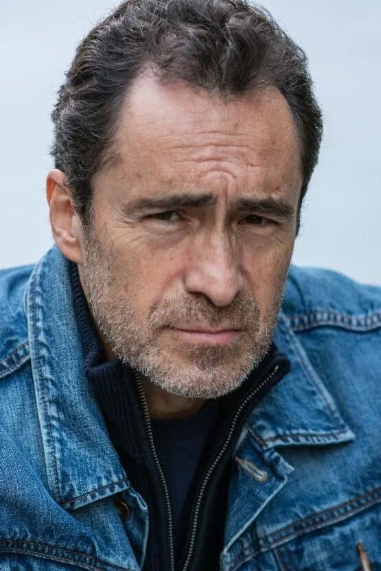 Demian Bichir