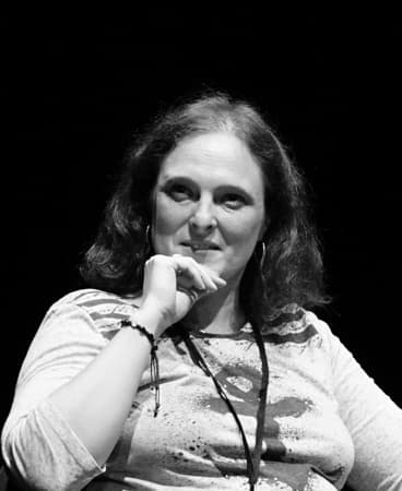 Claire Favan