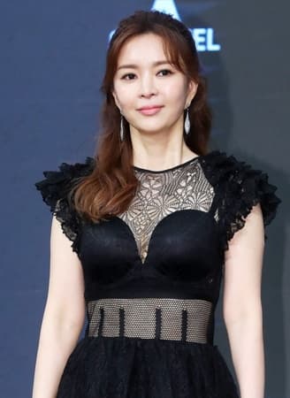Shin Eun-jung