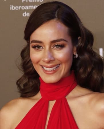 Esmeralda Pimentel