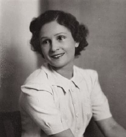 Nora Gregor