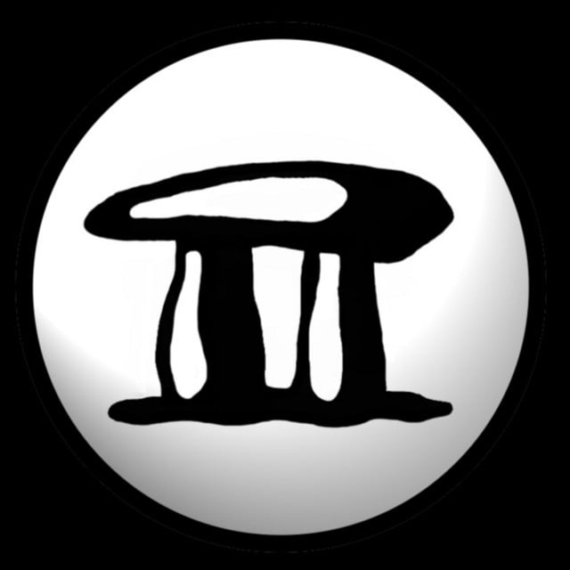 Le Dolmen  - Cover