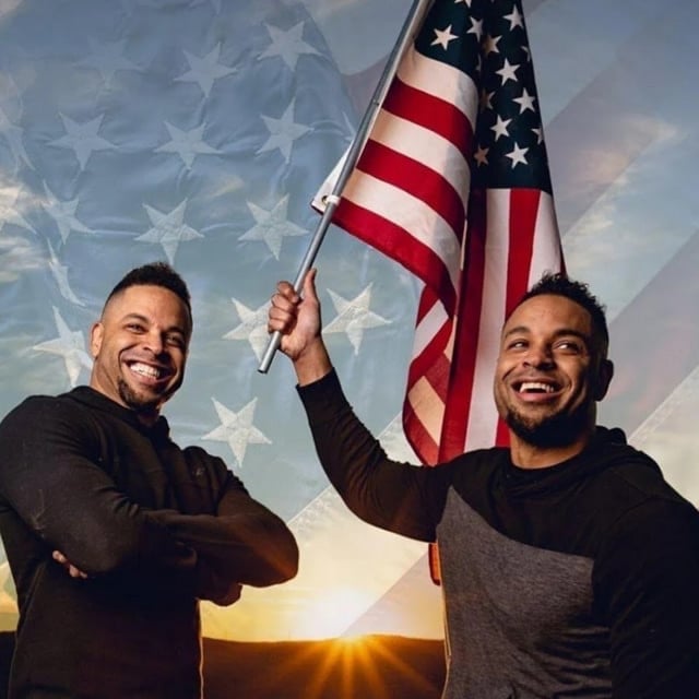 Hodgetwins - Cover