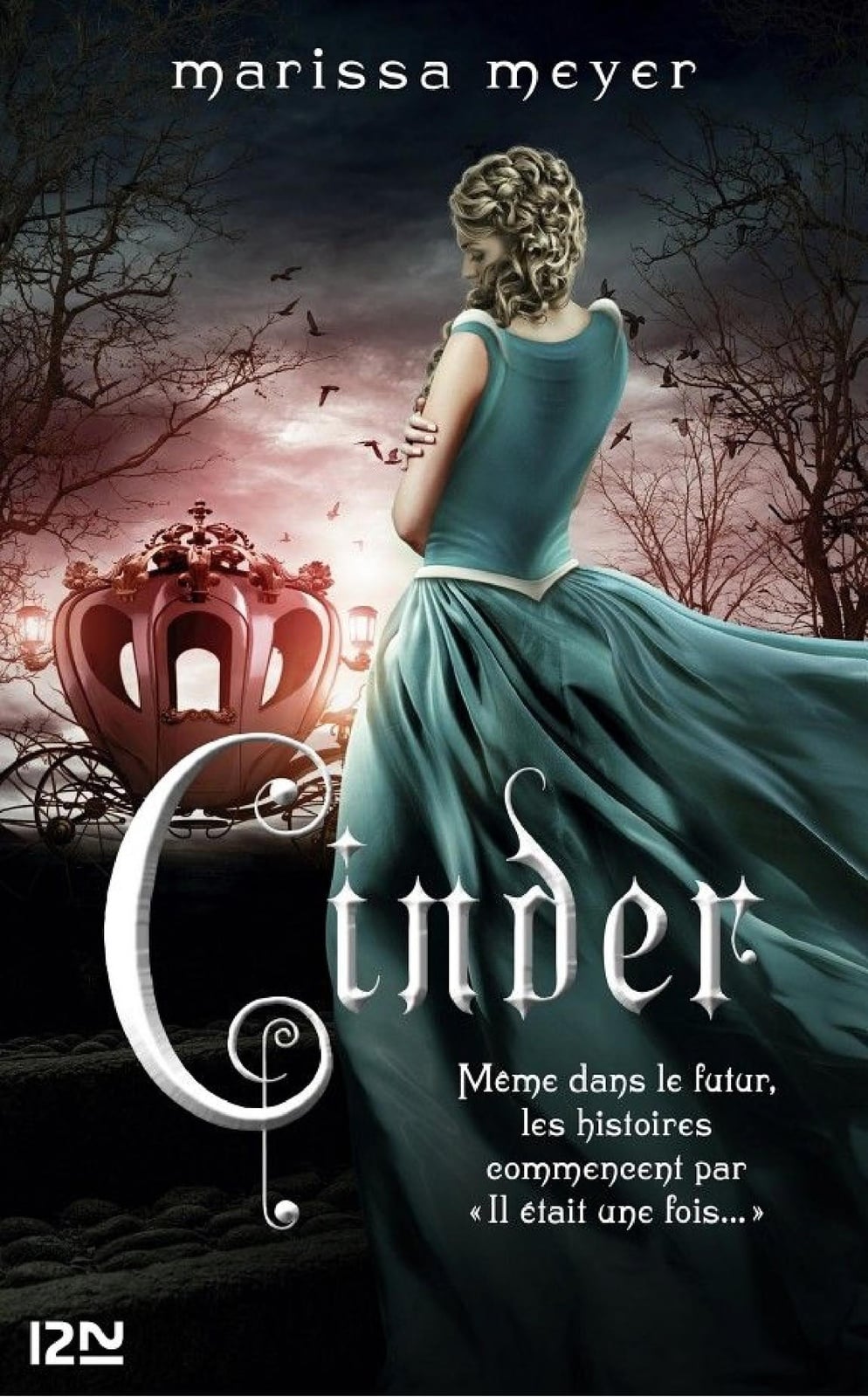 Chroniques lunaires - livre 1 : Cinder - Cover