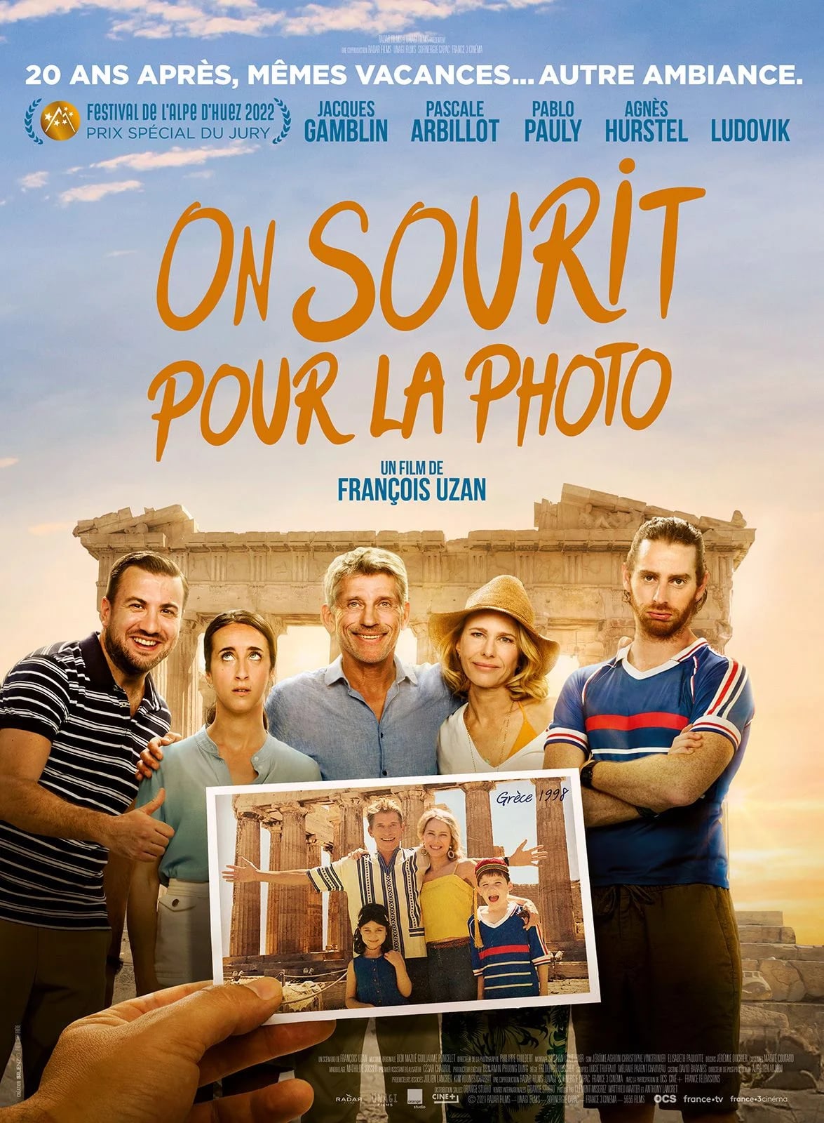 On sourit pour la photo - Cover