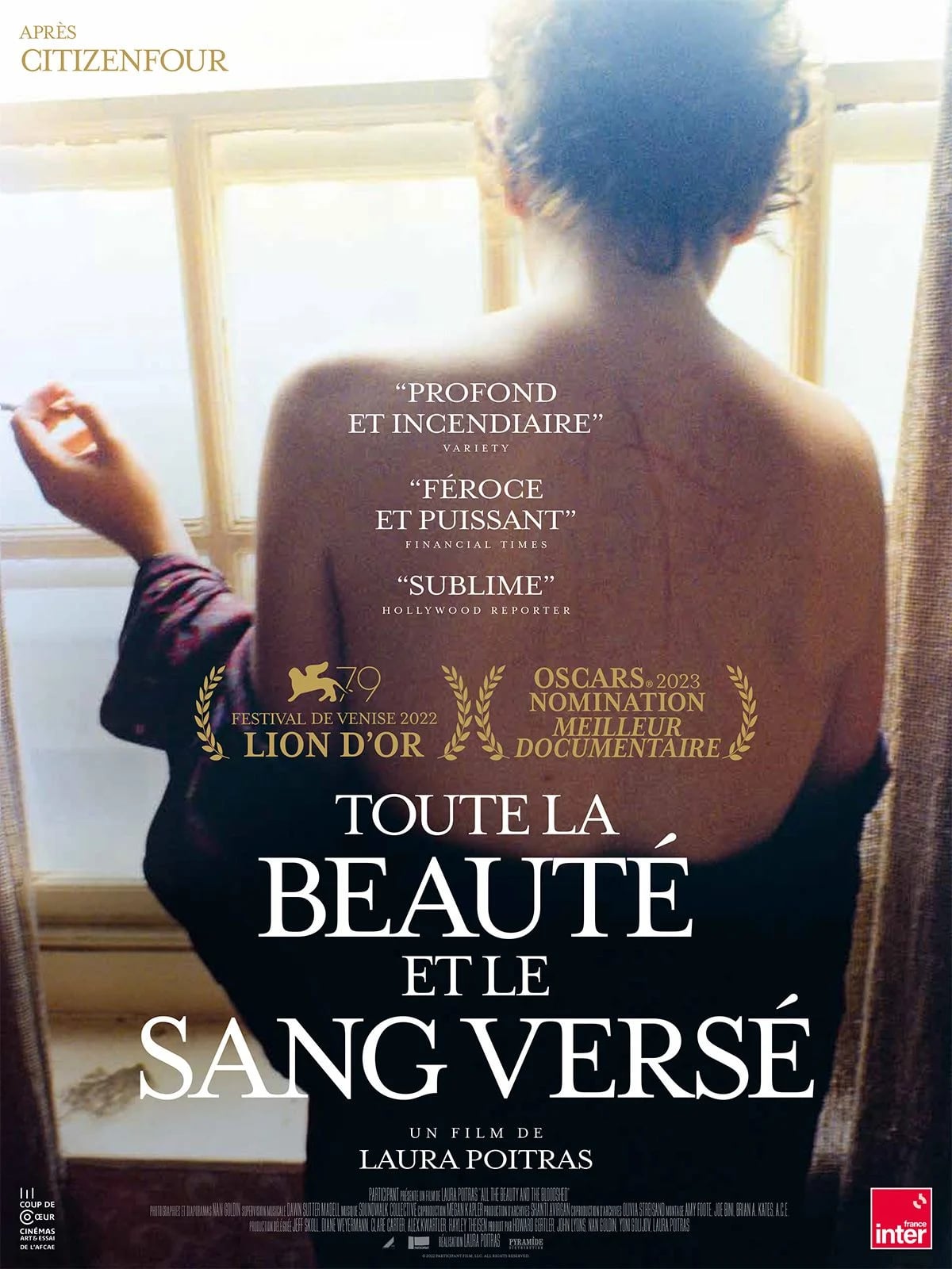 Toute la beauté et le sang versé - Cover