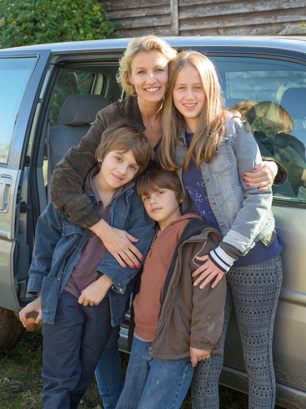 Après moi le bonheur - Cover