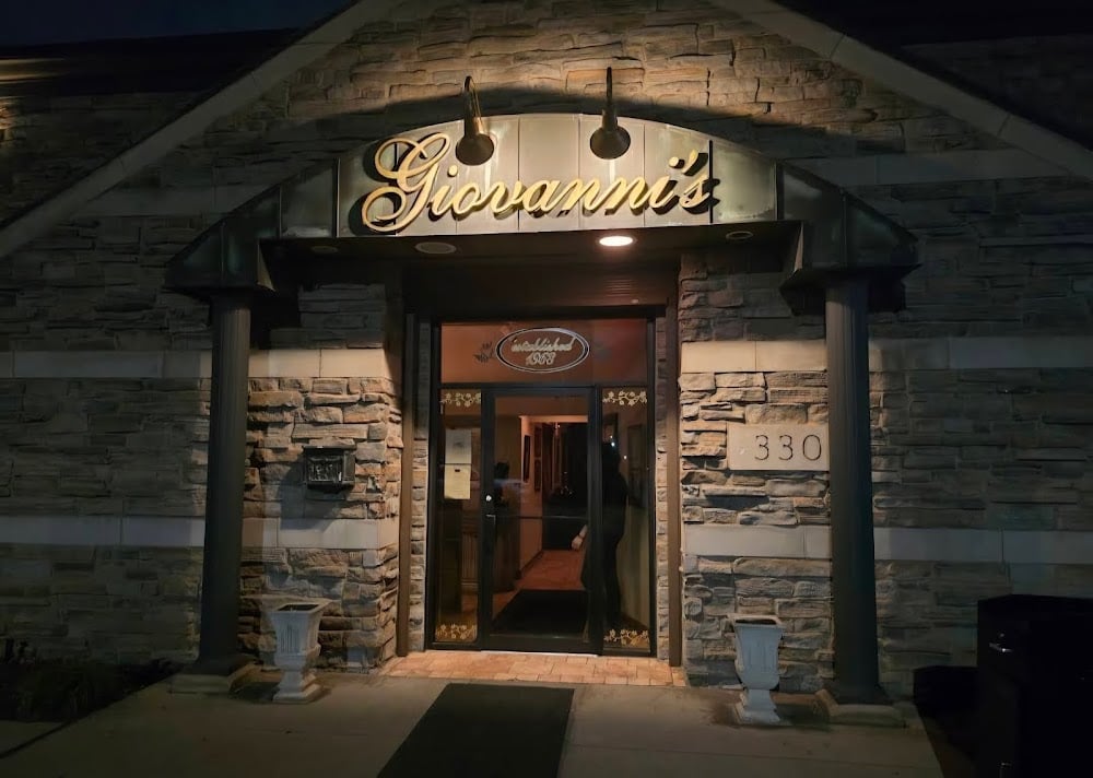 Giovanni's Ristorante - Cover