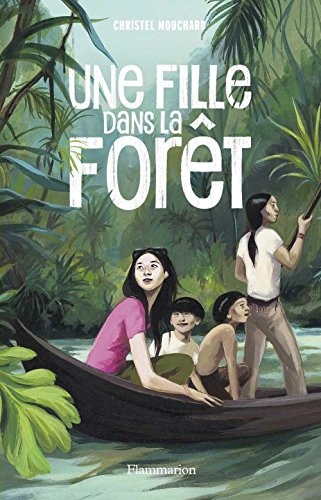 Une fille dans la forêt