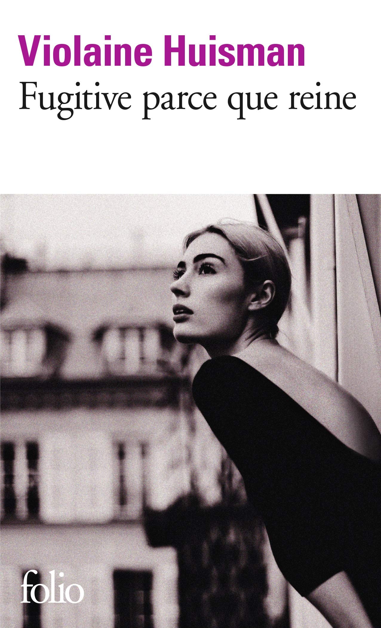 FUGITIVE PARCE QUE REINE.