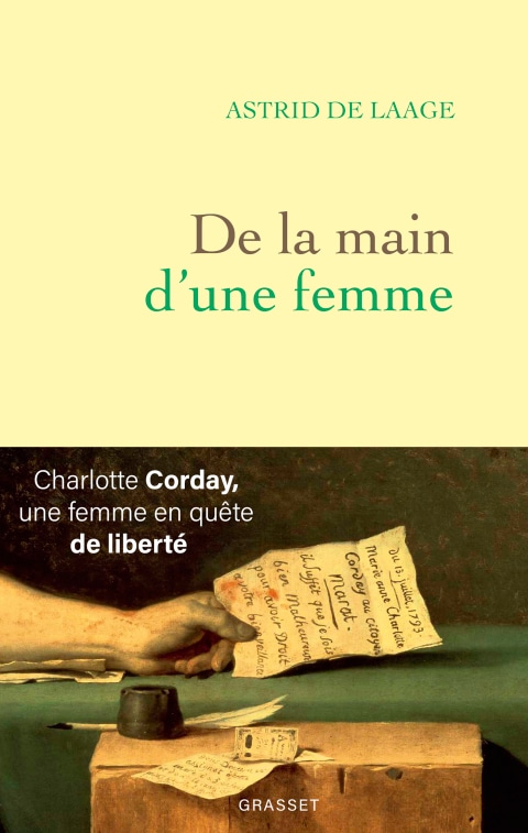 De la main d'une femme