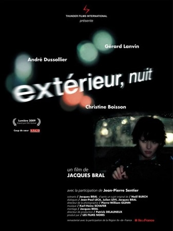 Extérieur, nuit